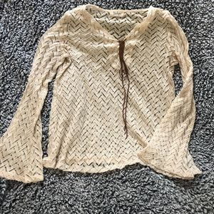 Eyelet Hippie-like Long Sleeve